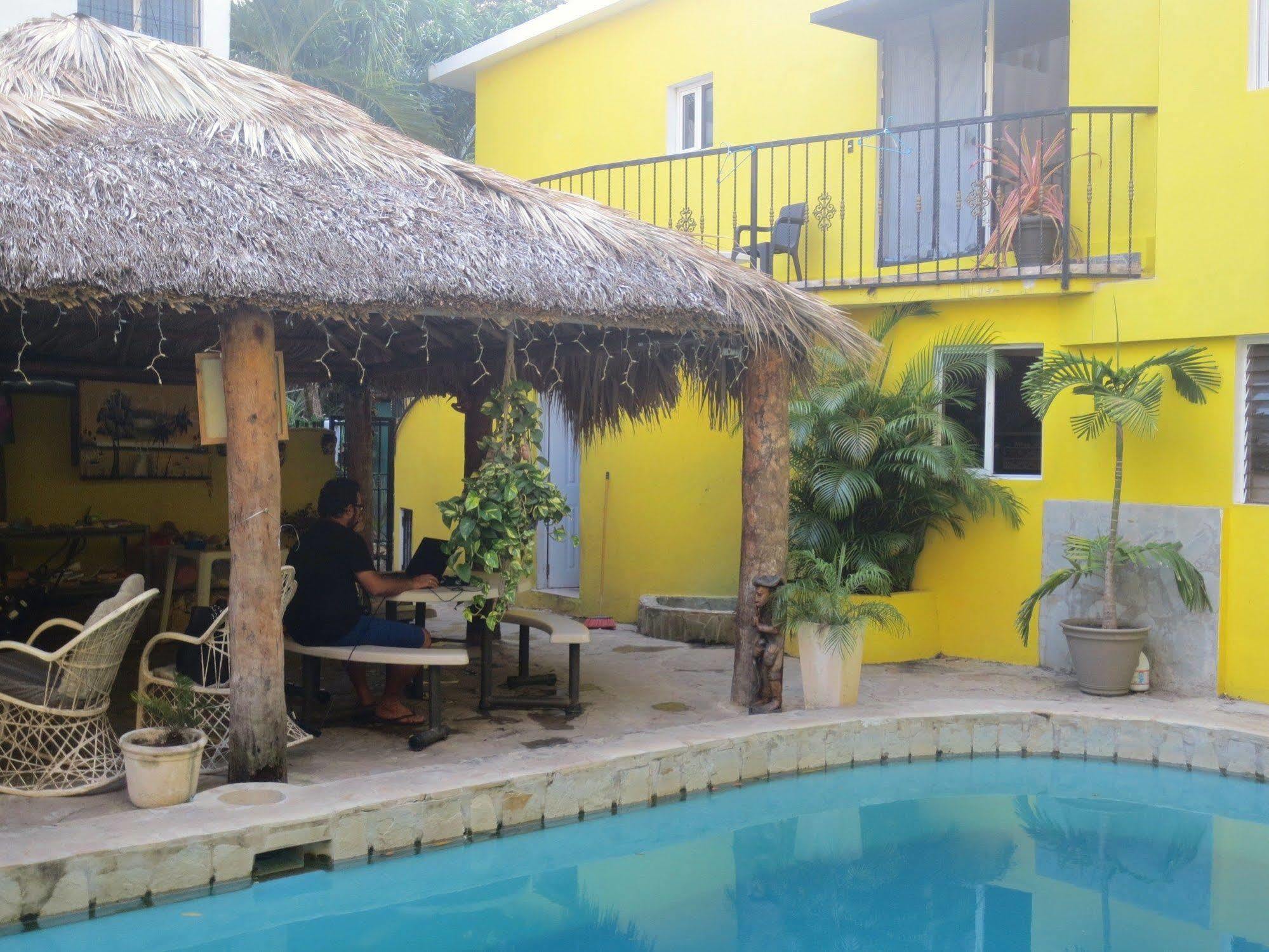 Coco Hotel Sosúa Buitenkant foto
